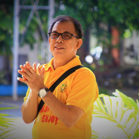 Drs. Frans Kompoliuw, M.M.